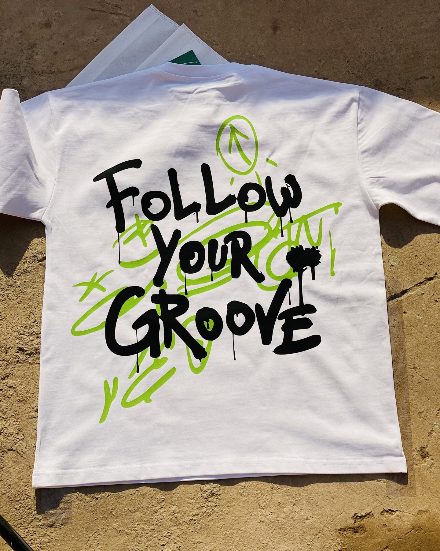 Follow your Groove Oversized T-Shirt